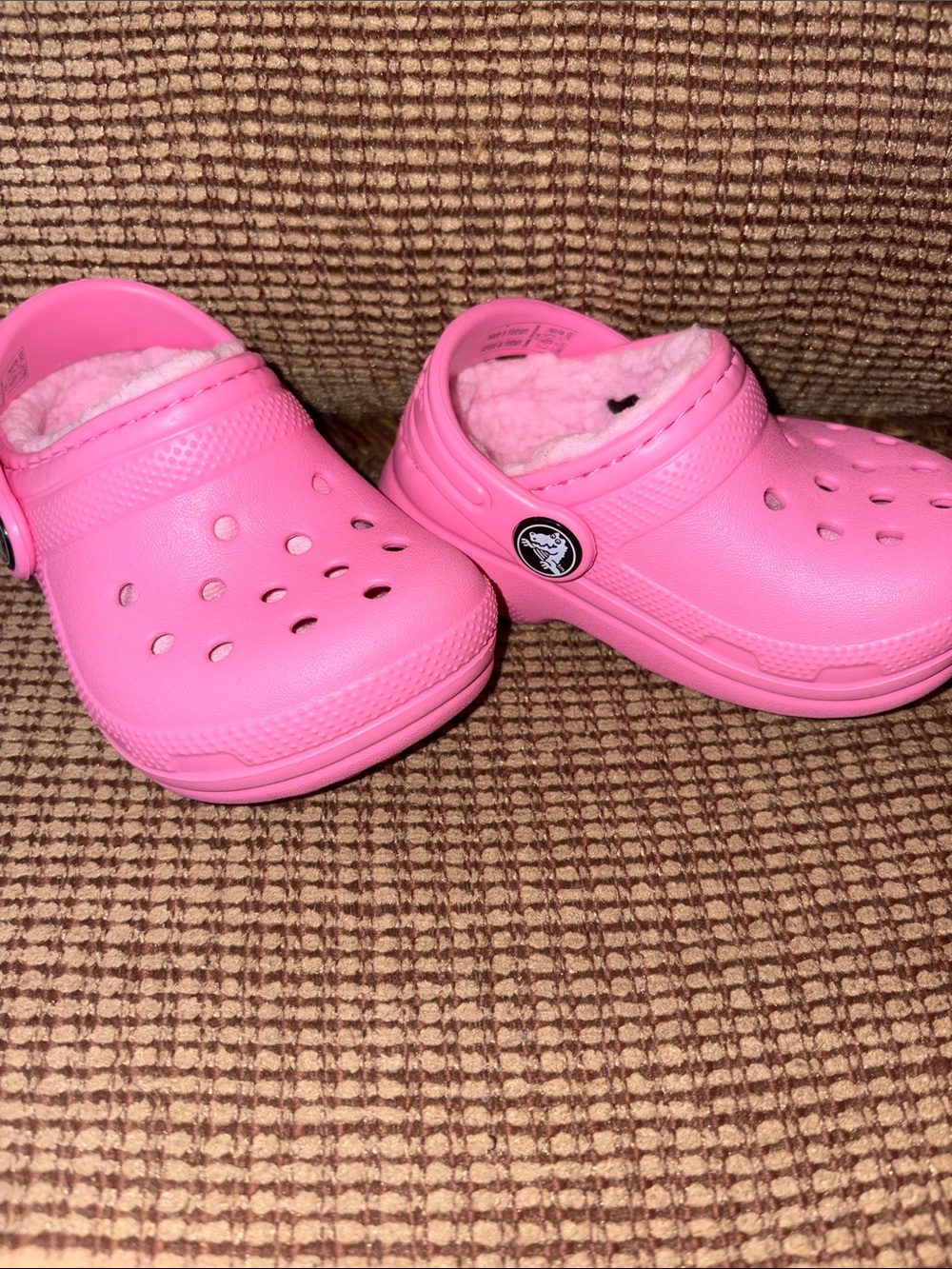Child Size 4 Pink CROC Lined Clog Shoes
